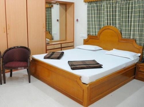 Lloyds Guest House, North Boag Road, T. Nagar Madras Buitenkant foto