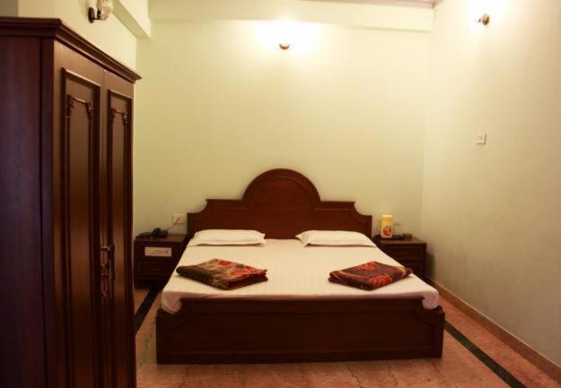 Lloyds Guest House, North Boag Road, T. Nagar Madras Kamer foto